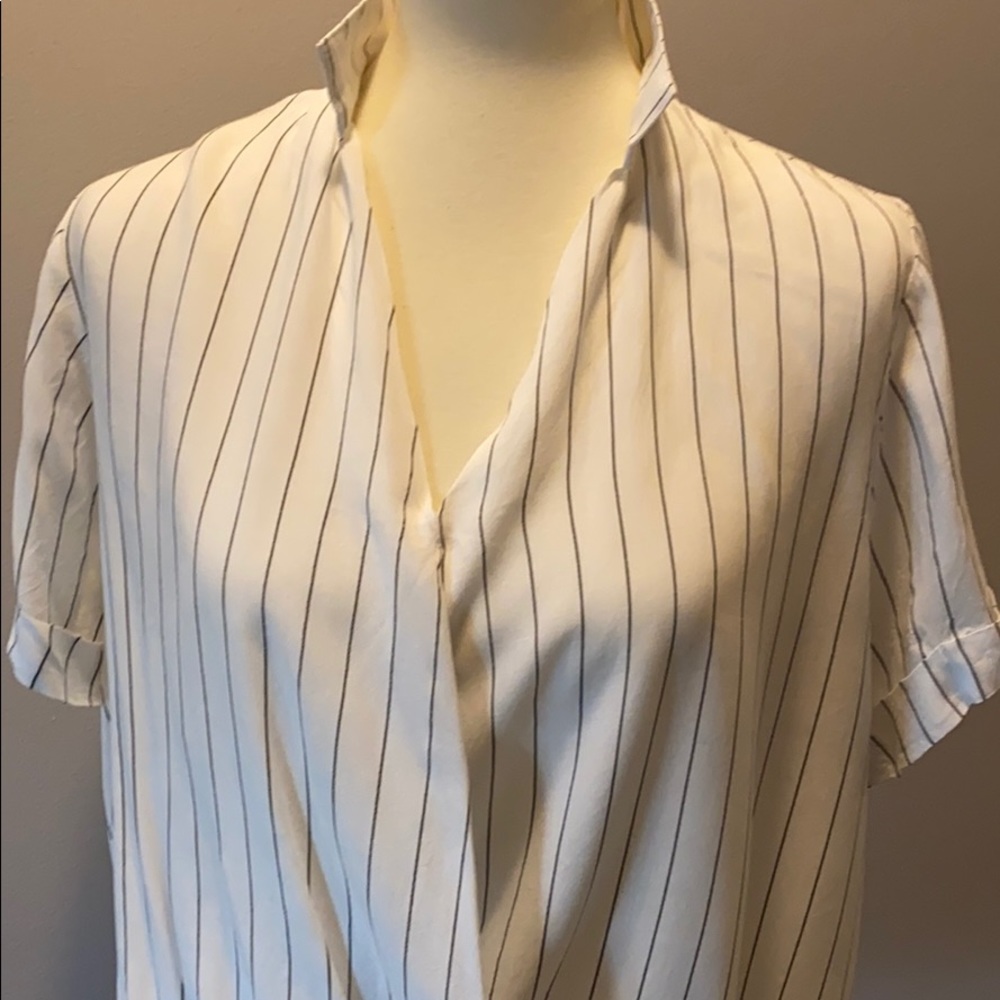 Blouse - Picture 2 of 4
